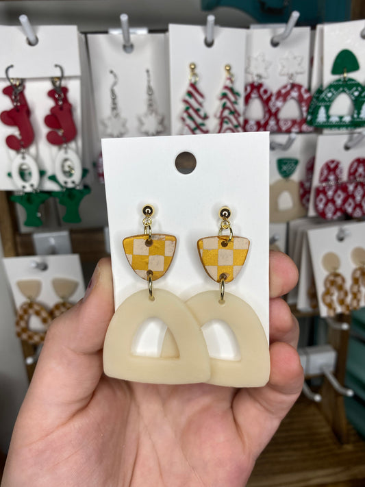 Golden Donna stud Earrings
